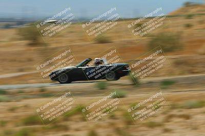 media/May-31-2025-CalClub SCCA (Sat) [[2c1a04e1ee]]/Race/Group 1/Turn 4b/